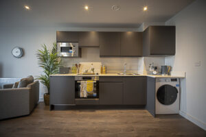E.E - 1-Bed - Kitchen 4